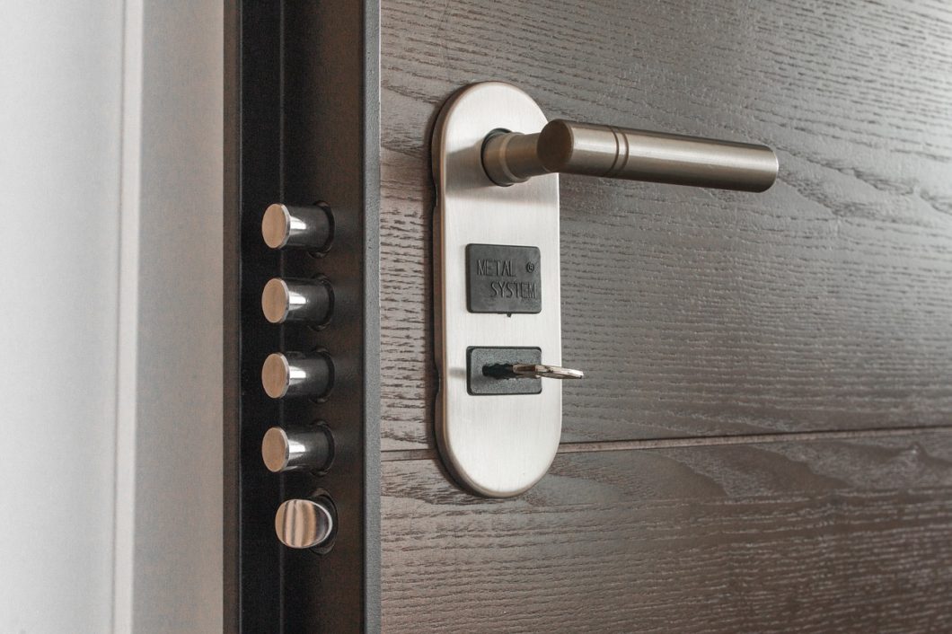 Security Doors and Anti-impact Distributor in Miami-Dade