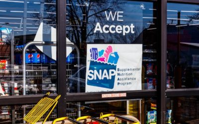 Gobierno federal restringe acceso a los “Food Stamps”: 700 mil personas quedarían fuera