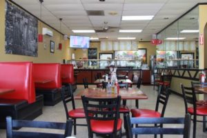 ¡Adaptándose a la nueva realidad! Restaurantes luchan por reabrir en Florida