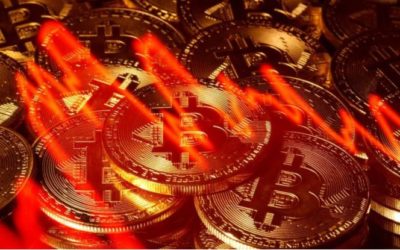 ¡Derrumbe del Bitcoin! La criptomoneda baja su cotización por tensiones en Europa