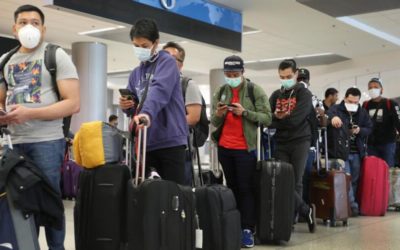 ¿Piensa viajar por avión en sus vacaciones de verano? Seguro pagará más