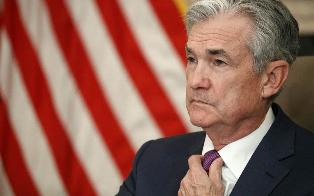 Fed evalúa tomar medidas más agresivas para combatir la inflación