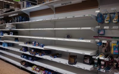 Empresas minoristas alertan sobre escasez de productos higienes femenino