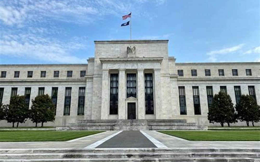 Fed confirma alza adicional de 1% en tasas de interés