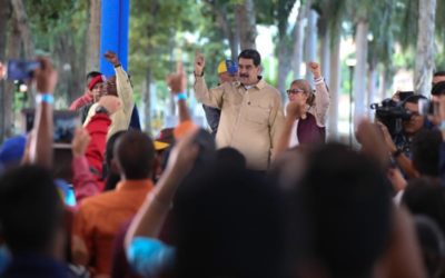 Maduro propicia diálogo para controlar los precios de los alimentos