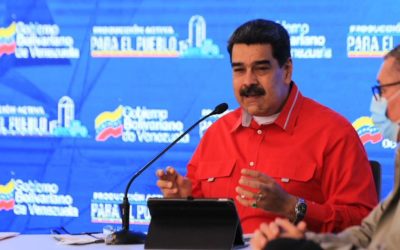 Maduro utiliza supuestas cartas de la reina Isabel en lucha por el oro venezolano