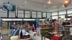 Tienda de conveniencia en venta en Hollywood