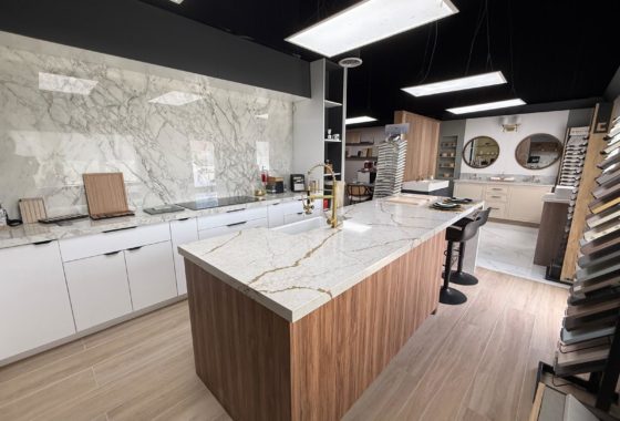 Fábrica de Gabinetes con Propiedad Incluida