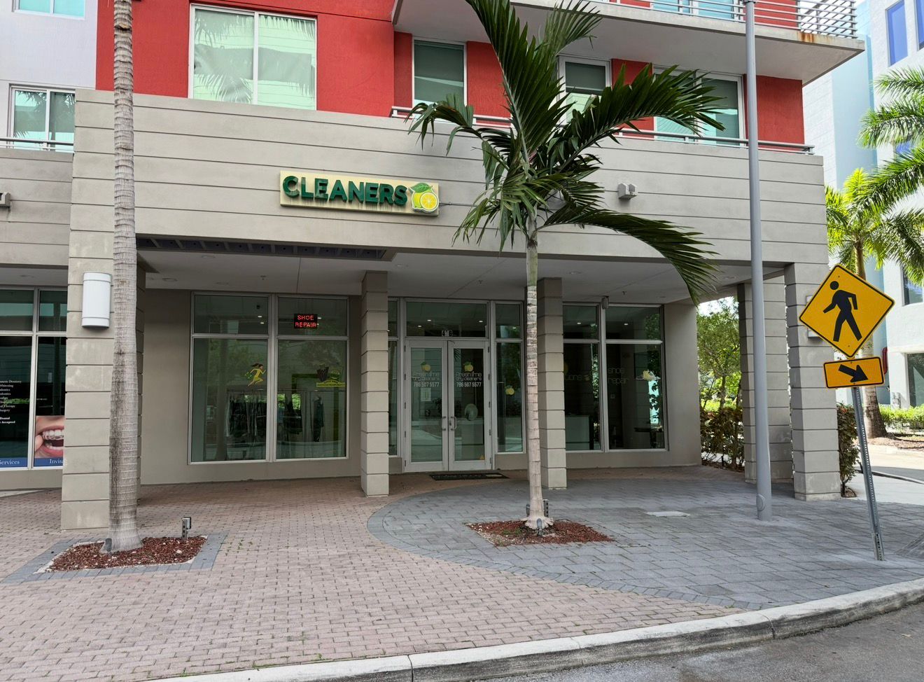 Dry Cleaning Drop for Sale in Doral